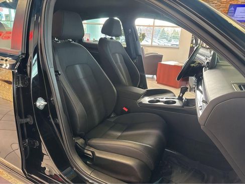Used 2025 Honda Civic Sport image 29