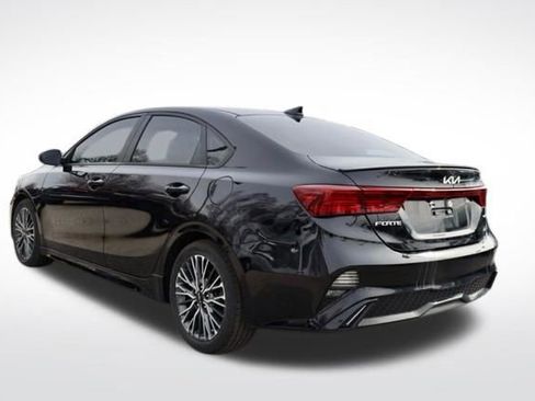 Used 2022 Kia Forte GT-Line w/ GT-Line Premium Package image 9