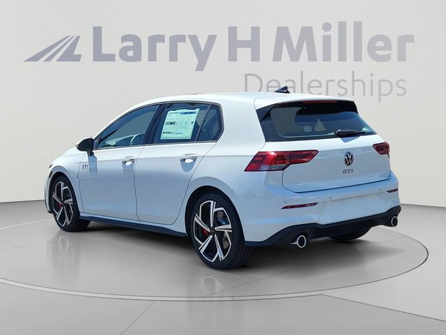 New 2026 Volkswagen GTI SE FWD image 3