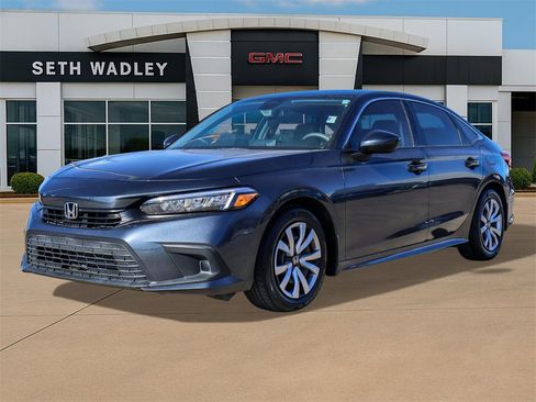 Used 2023 Honda Civic LX image 3