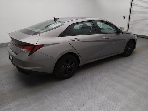 Used 2023 Hyundai Elantra SEL image 10