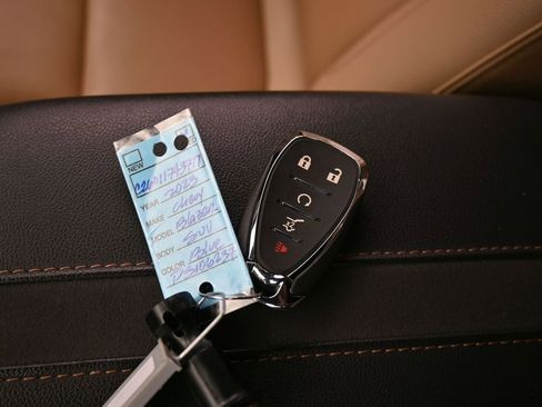 Used 2023 Chevrolet Blazer Premier image 19