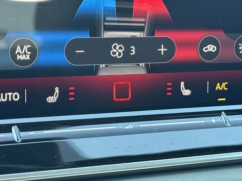 New 2026 Volkswagen Tiguan SE R-Line FWD image 21