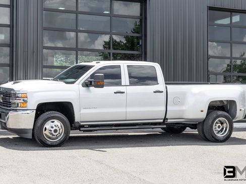 Used 2018 Chevrolet Silverado 3500 W/T w/ WT Fleet Convenience Package AWD/4WD image 3