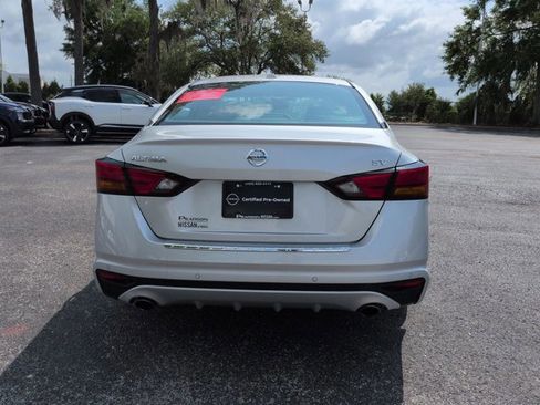 Certified 2020 Nissan Altima 2.5 SV FWD image 4