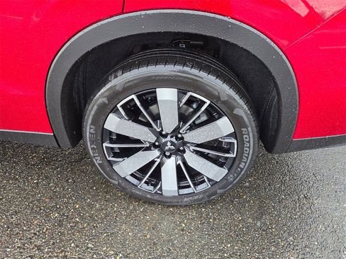 New 2025 Mitsubishi Outlander SE image 5