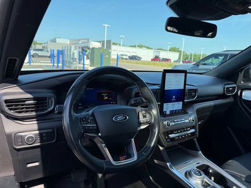 Used 2020 Ford Explorer ST w/ ST Street Pack AWD/4WD image 11
