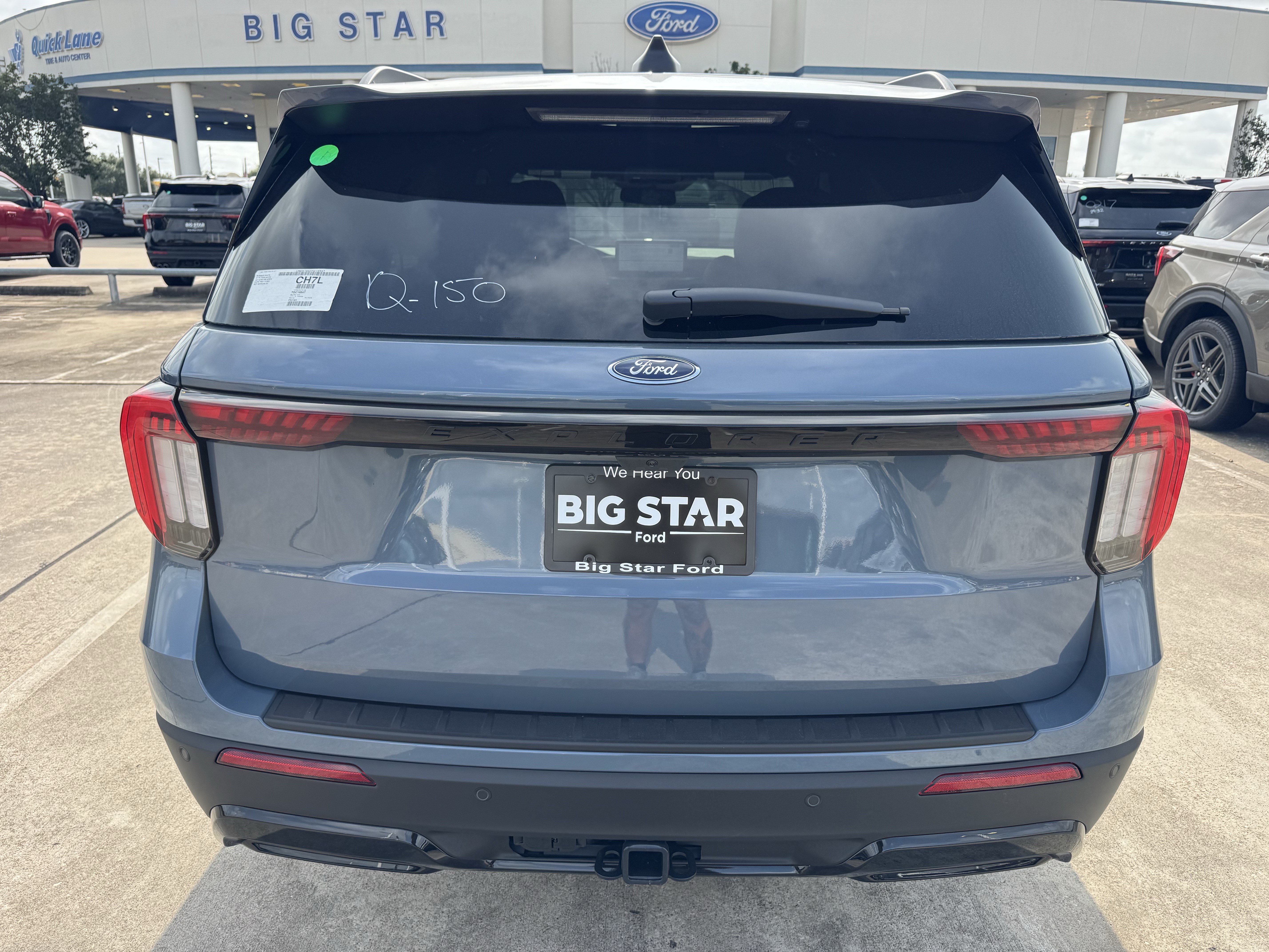 New 2026 Ford Explorer ST-Line w/ ST-Line Street Pack RWD image 7