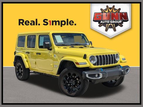 Used 2024 Jeep Wrangler Unlimited Sahara AWD/4WD image 1