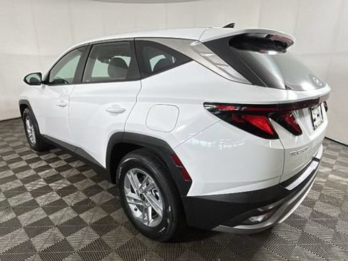 Used 2026 Hyundai Tucson SE FWD image 4