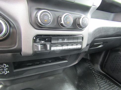 Used 2023 RAM 2500 Tradesman AWD/4WD image 9