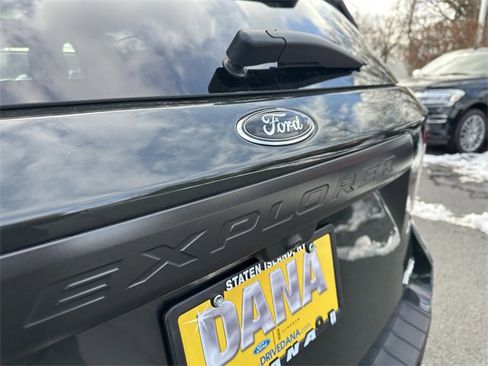 Certified 2022 Ford Explorer Timberline image 47
