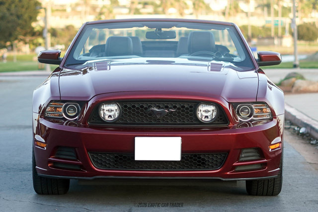 Used 2014 Ford Mustang GT Premium w/ Electronics Package RWD image 12