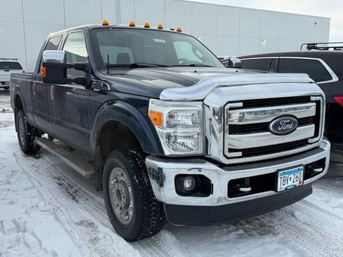 Used 2015 Ford F250 XLT w/ XLT Premium Package image 3