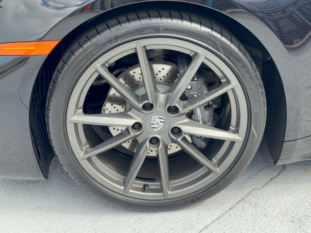 Certified 2024 Porsche 911 Carrera T RWD image 13