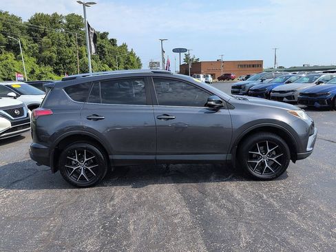 Used 2017 Toyota RAV4 SE w/ Power Extra Value Package AWD/4WD image 2