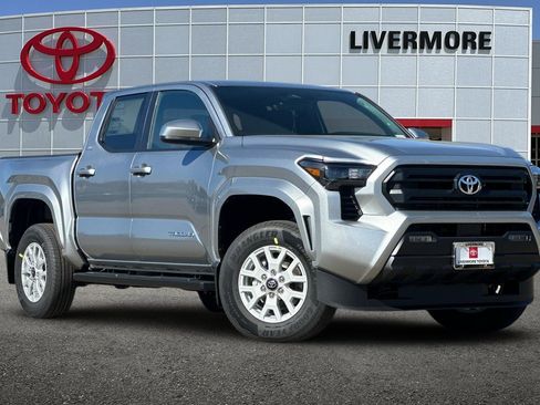 New 2025 Toyota Tacoma SR5 image 2