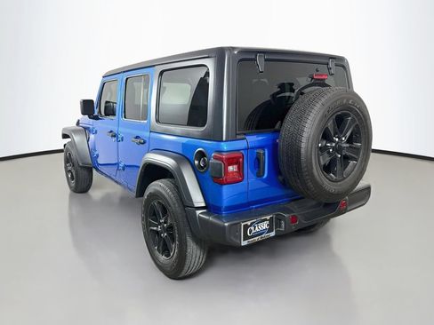 Used 2022 Jeep Wrangler Unlimited Sport AWD/4WD image 5