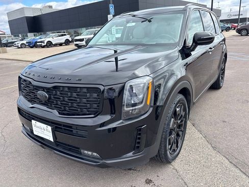 Used 2021 Kia Telluride SX w/ SX Prestige Package AWD/4WD image 1