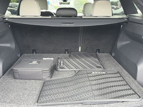 Used 2025 Volkswagen Atlas Cross Sport SEL Premium R-Line AWD/4WD image 14