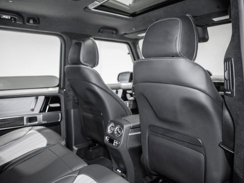 Used 2025 Mercedes-Benz G 63 AMG 4MATIC image 26