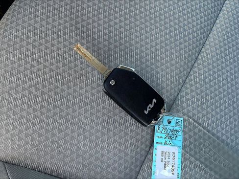 Certified 2024 Kia Soul LX image 19