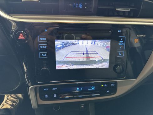 Used 2017 Toyota Corolla LE w/ Carpet Mat Package (TMS) image 13
