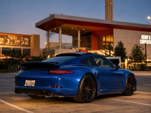 Used 2016 Porsche 911 GT3 RS image 5