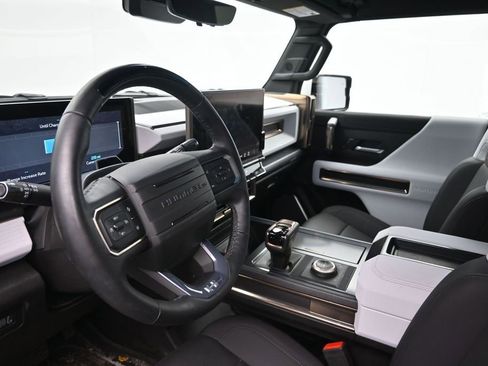 Used 2025 GMC Hummer EV 3X w/ LPO, Dark Essentials Package AWD/4WD image 20