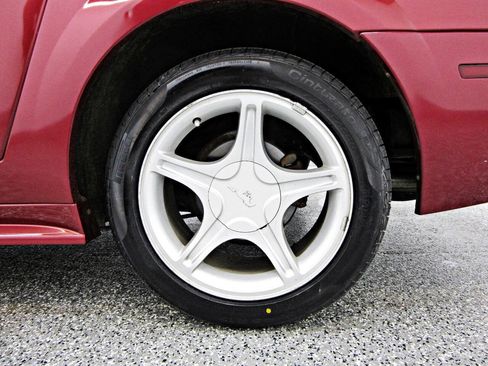 Used 2003 Ford Mustang GT Premium image 17