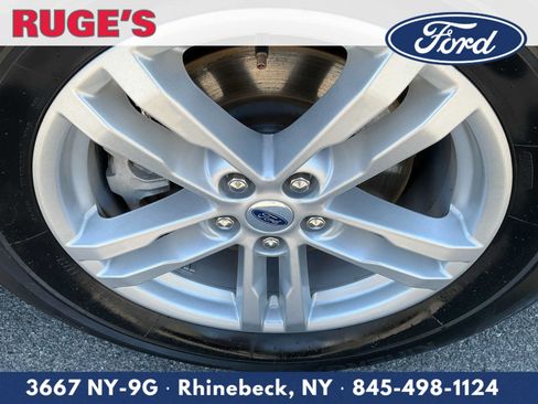 Certified 2023 Ford Explorer XLT w/ Equipment Group 202A AWD/4WD image 10