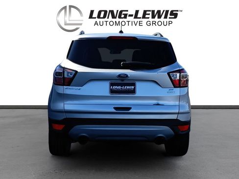 Used 2017 Ford Escape SE w/ Equipment Group 201A image 4