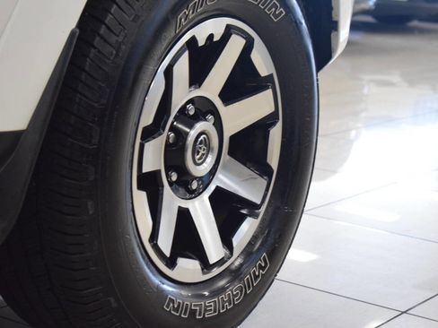 Used 2018 Toyota 4Runner TRD Off-Road Premium image 44