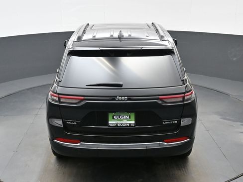 Used 2023 Jeep Grand Cherokee Limited image 36