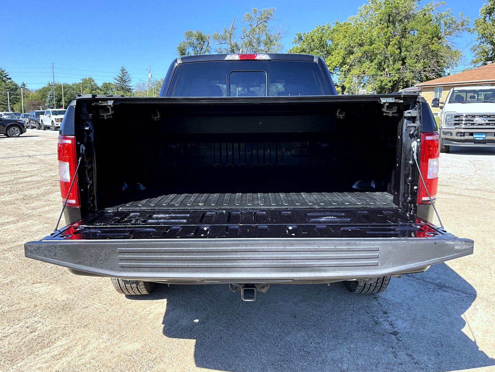 Used 2020 Ford F150 XLT w/ Equipment Group 302A Luxury AWD/4WD image 9