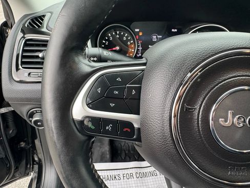 Used 2018 Jeep Compass Limited w/ Navigation Group image 18