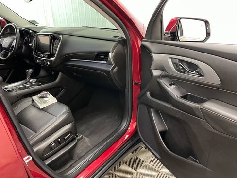 Certified 2019 Chevrolet Traverse LT image 37
