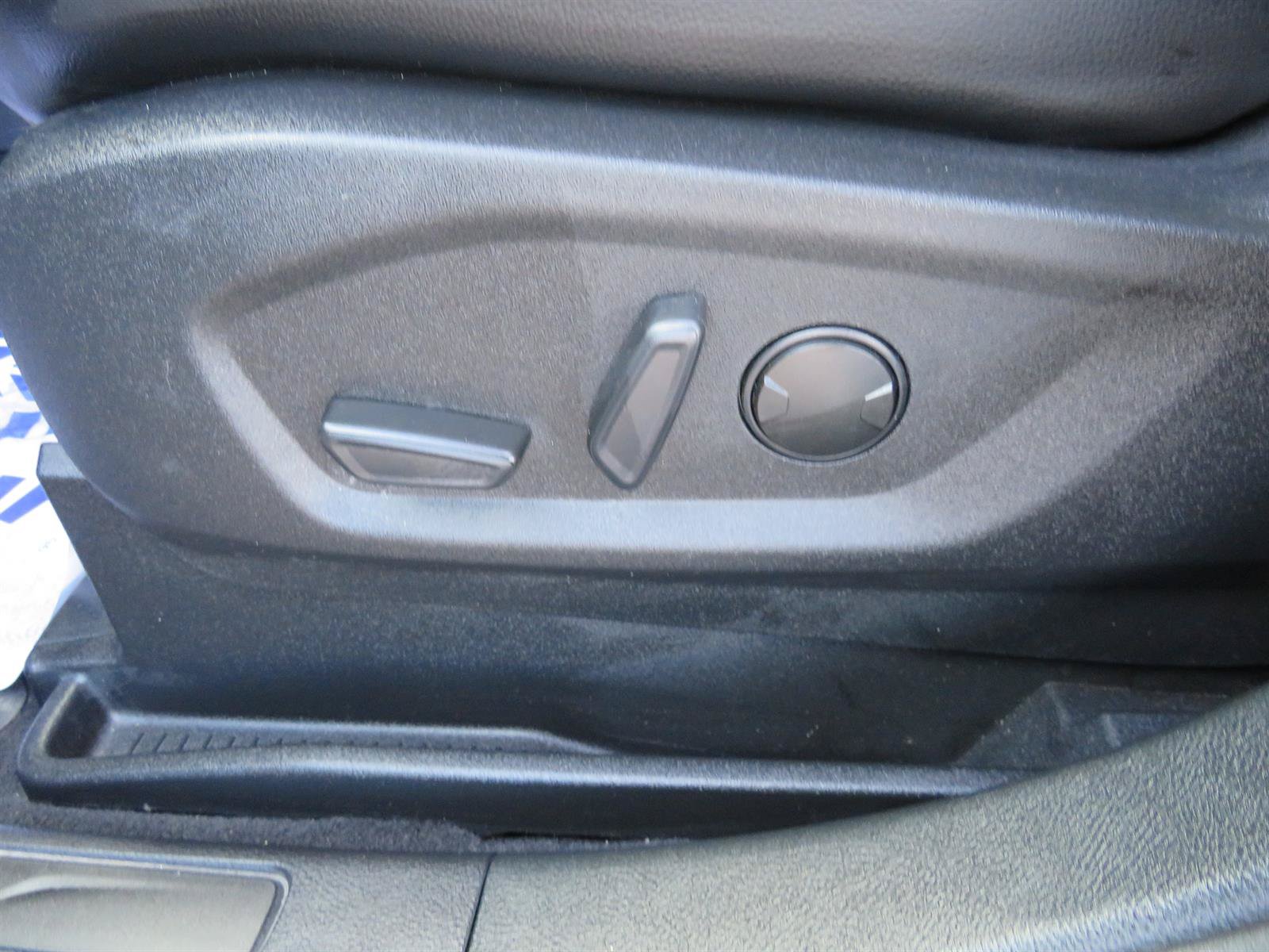 Used 2023 Ford Edge SEL w/ Convenience Package AWD/4WD image 10