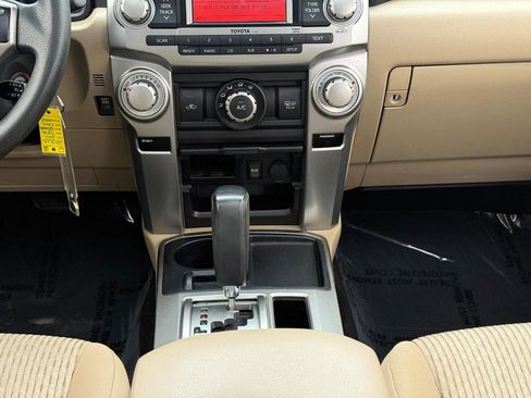 Used 2010 Toyota 4Runner SR5 image 17