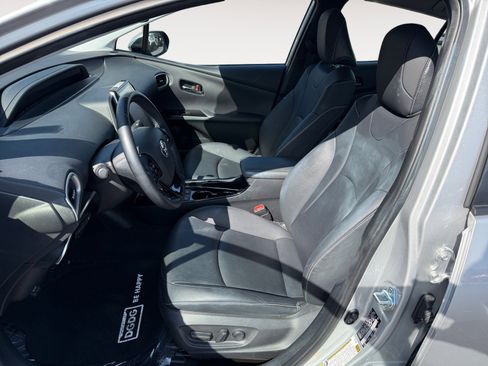 Used 2022 Toyota Prius Prime XLE FWD image 10