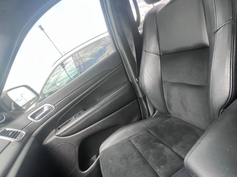 Used 2018 Jeep Grand Cherokee Altitude AWD/4WD image 11
