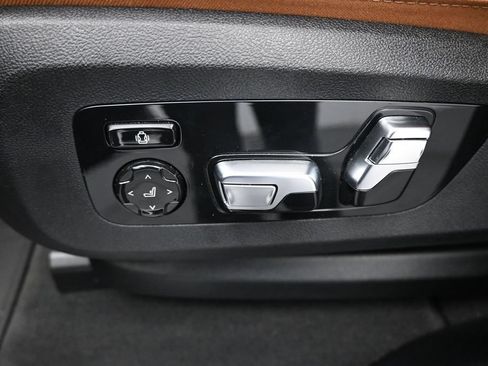 Used 2026 BMW X7 xDrive40i w/ Executive Package AWD/4WD image 10