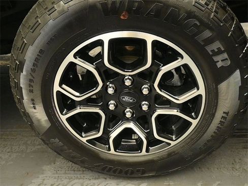 Used 2022 Ford F150 XLT w/ Equipment Group 302A High image 9