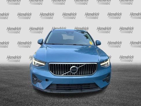 Used 2023 Volvo XC40 B5 Plus w/ Protection Package AWD/4WD image 3
