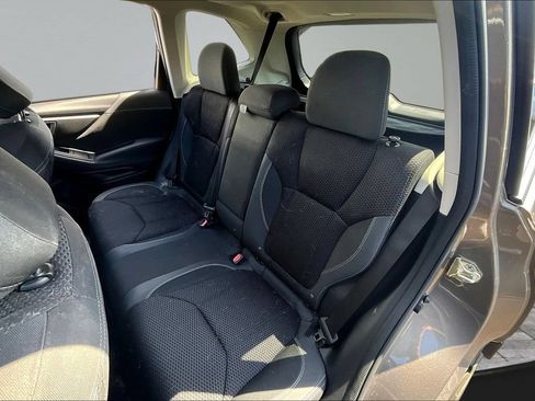 Used 2019 Subaru Forester Premium w/ Popular Package #1 AWD/4WD image 18