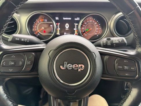 Used 2021 Jeep Wrangler Unlimited Sport AWD/4WD image 16