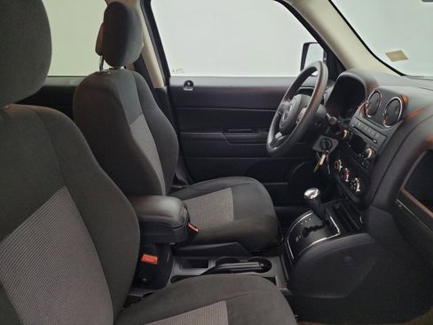 Used 2017 Jeep Patriot Sport w/ Power Value Group image 21