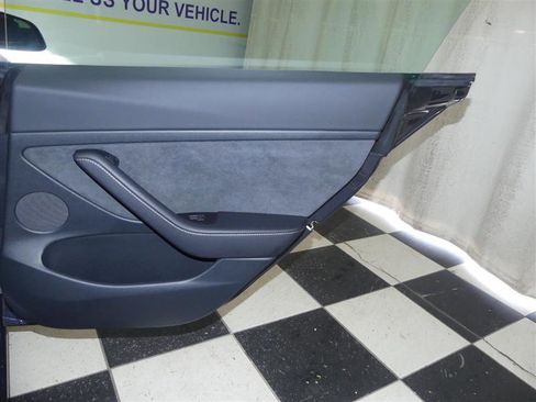 Used 2023 Tesla Model 3 Standard Range RWD image 25