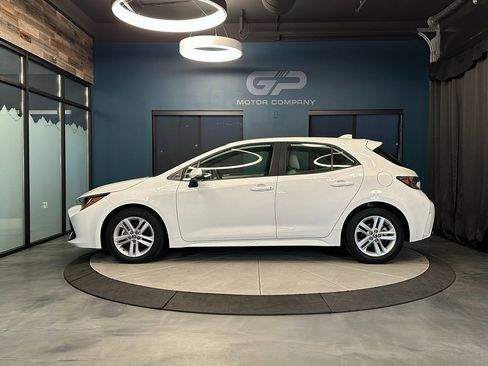 Used 2022 Toyota Corolla SE image 6