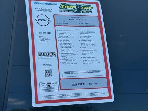 Used 2020 Toyota RAV4 XLE w/ Convenience Package FWD image 26